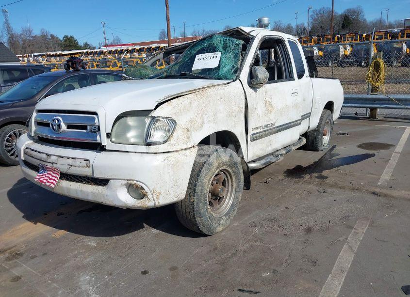 Photo 2 of 2003 Toyota Tundra SR5 V8 (VIN 5TBRT34173S354627)