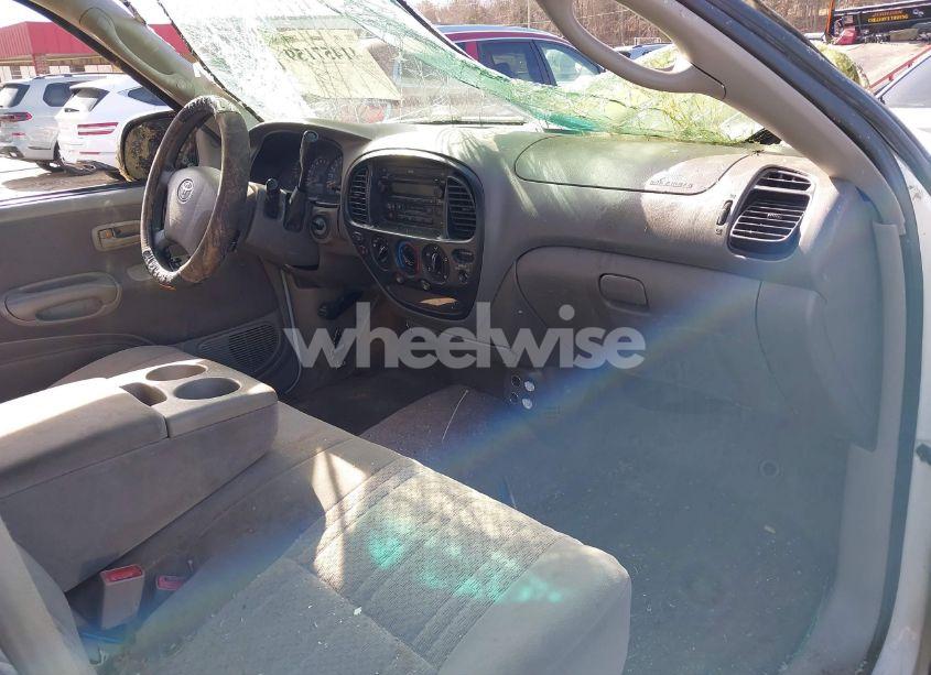 Photo 5 of 2003 Toyota Tundra SR5 V8 (VIN 5TBRT34173S354627)