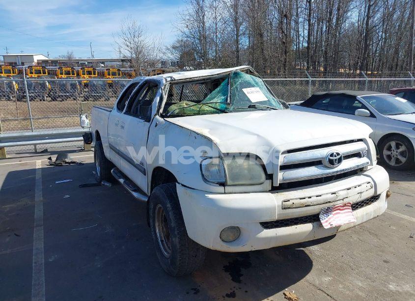 Photo 6 of 2003 Toyota Tundra SR5 V8 (VIN 5TBRT34173S354627)
