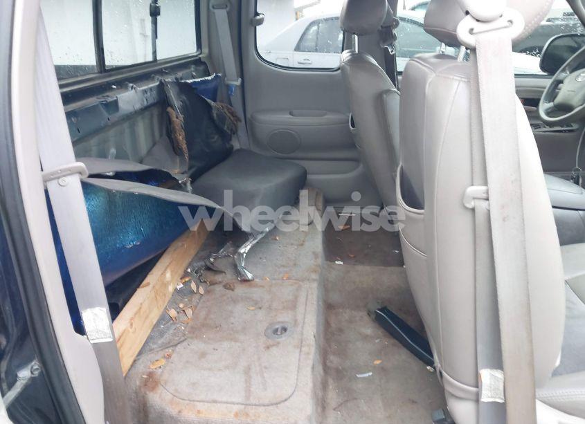 Photo 8 of 2003 Toyota Tundra SR5 V8 (VIN 5TBRT34173S385280)