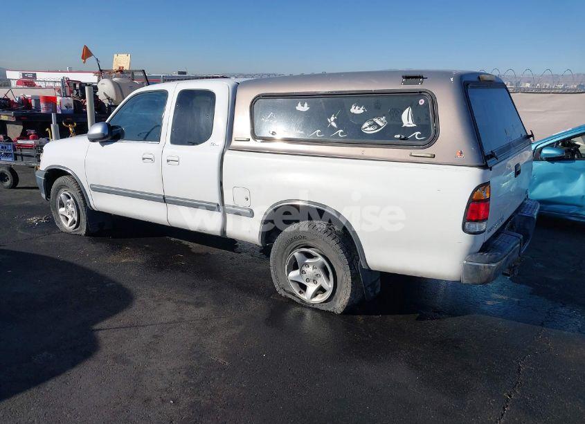 Photo 3 of 2000 Toyota Tundra SR5 V8 (VIN 5TBRT3417YS010187)