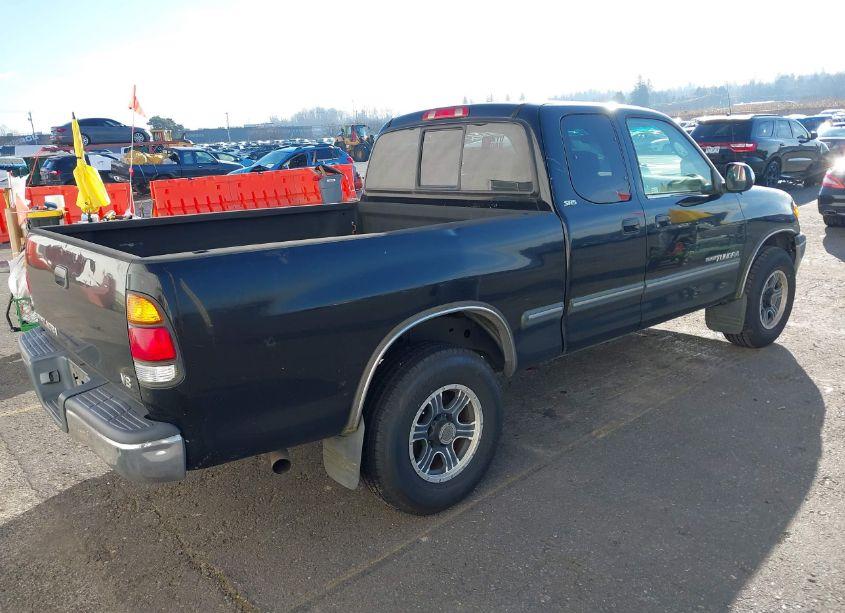 Photo 4 of 2000 Toyota Tundra SR5 V8 (VIN 5TBRT3417YS018127)
