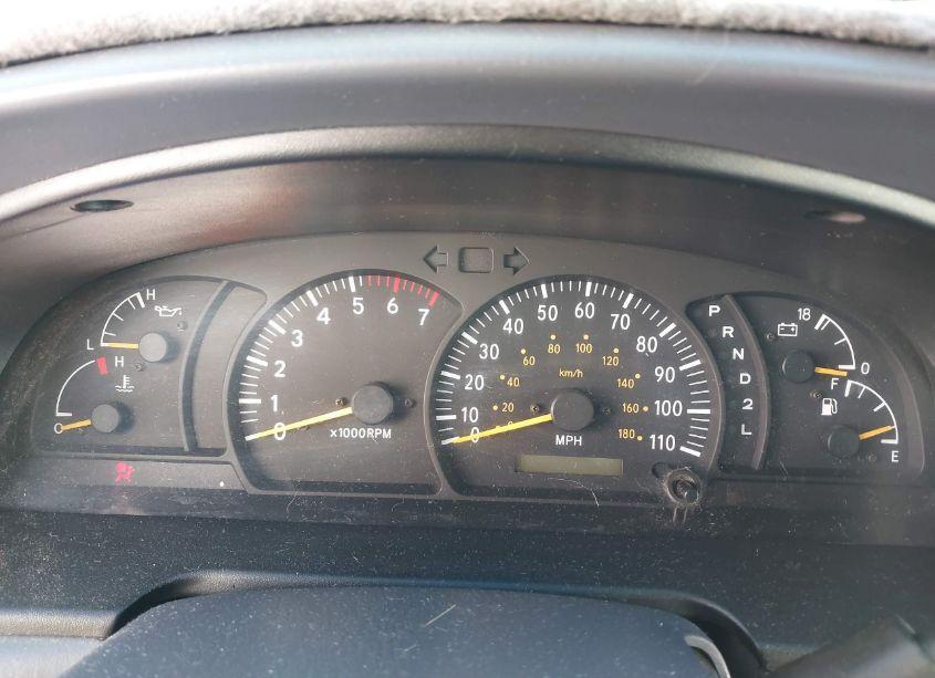 Photo 7 of 2000 Toyota Tundra SR5 V8 (VIN 5TBRT3417YS018127)