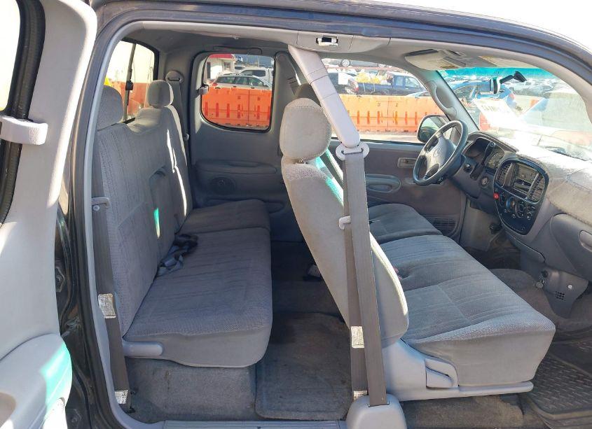 Photo 8 of 2000 Toyota Tundra SR5 V8 (VIN 5TBRT3417YS018127)