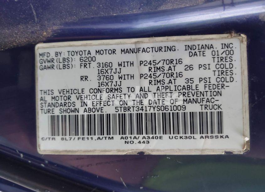 Photo 9 of 2000 Toyota Tundra SR5 V8 (VIN 5TBRT3417YS061009)