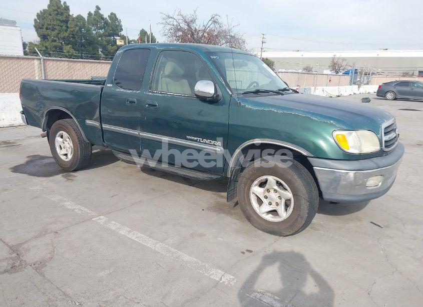 2001 Toyota Tundra SR5 V8 (VIN 5TBRT34181S131347) main photo