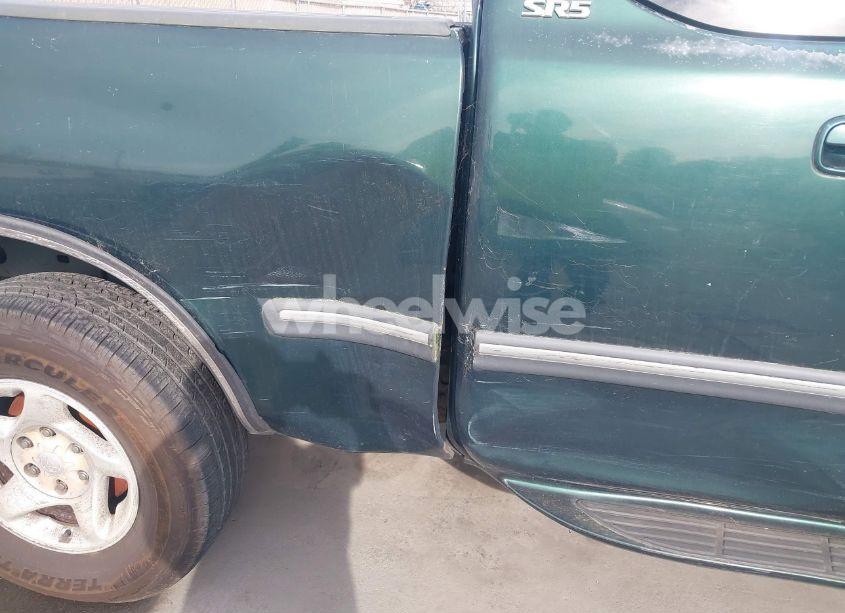 Photo 6 of 2001 Toyota Tundra SR5 V8 (VIN 5TBRT34181S131347)