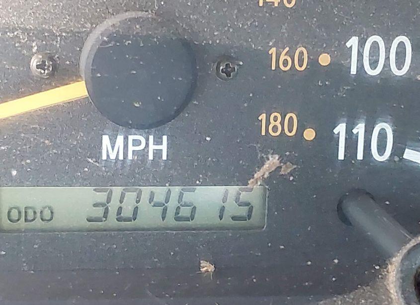 Photo 15 of 2003 Toyota Tundra SR5 V8 (VIN 5TBRT34183S432087)