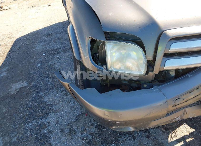 Photo 13 of 2004 Toyota Tundra SR5 V8 (VIN 5TBRT34184S445763)