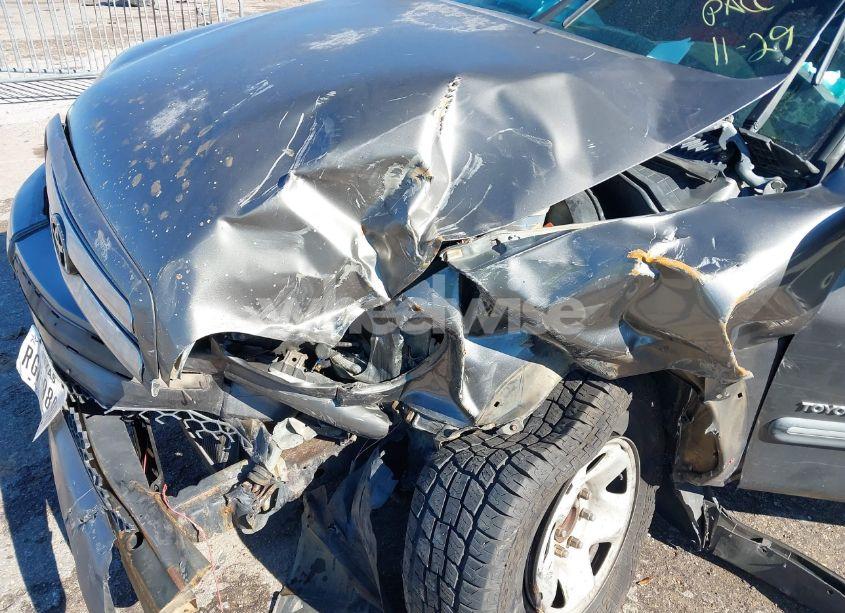 Photo 6 of 2004 Toyota Tundra SR5 V8 (VIN 5TBRT34184S445763)