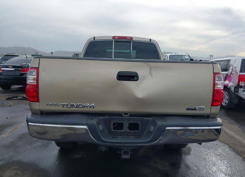 Photo 16 of 2005 Toyota Tundra SR5 V8 (VIN 5TBRT34185S458255)
