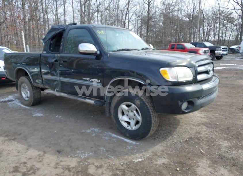 2003 Toyota Tundra SR5 V8 (VIN 5TBRT34193S369081) main photo