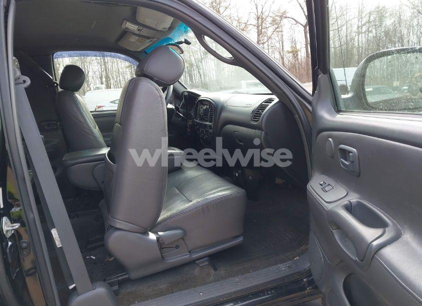 Photo 5 of 2003 Toyota Tundra SR5 V8 (VIN 5TBRT34193S369081)