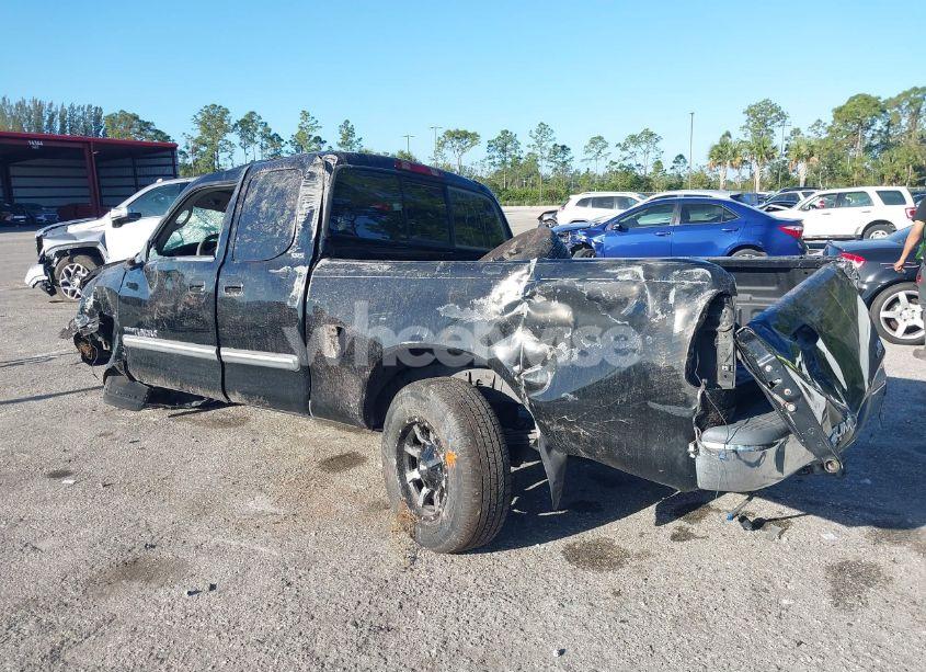 Photo 3 of 2003 Toyota Tundra SR5 V8 (VIN 5TBRT34193S394952)