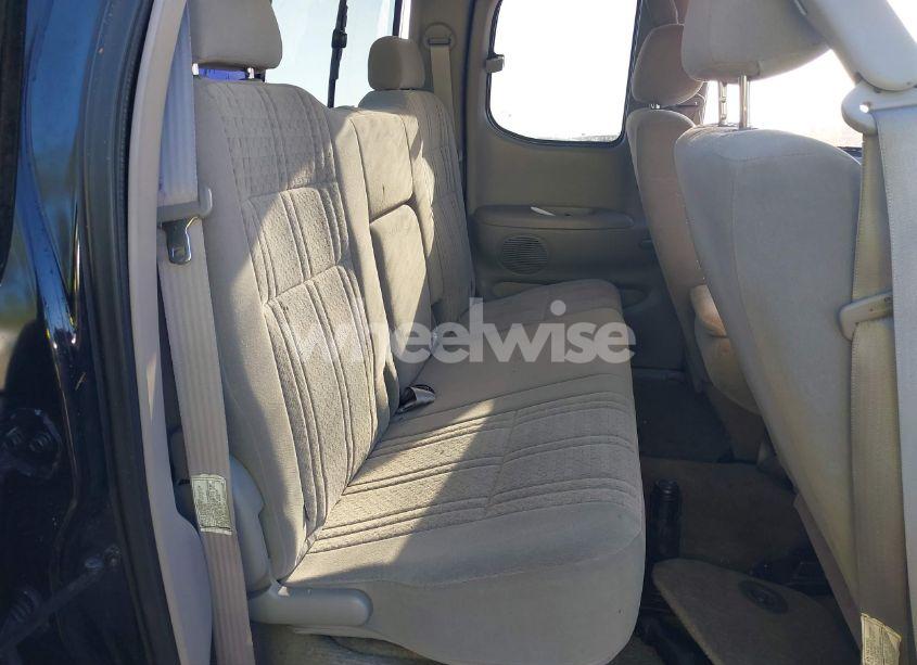 Photo 8 of 2003 Toyota Tundra SR5 V8 (VIN 5TBRT34193S394952)