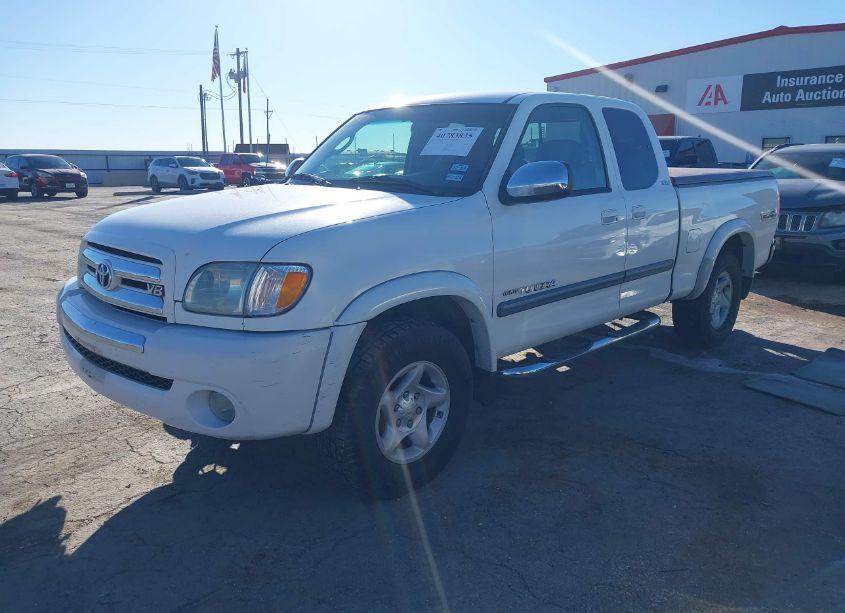 Photo 2 of 2003 Toyota Tundra SR5 V8 (VIN 5TBRT34193S425729)