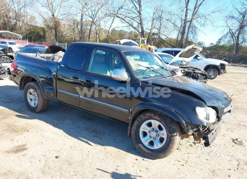 2003 Toyota Tundra SR5 V8 (VIN 5TBRT34193S439548) main photo
