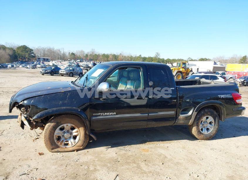 Photo 15 of 2003 Toyota Tundra SR5 V8 (VIN 5TBRT34193S439548)