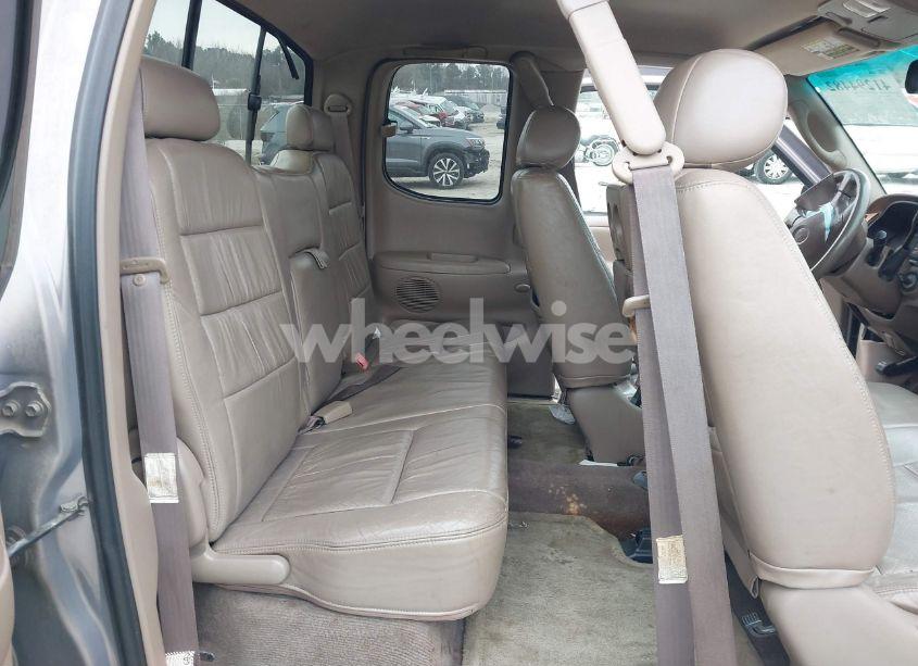 Photo 8 of 2001 Toyota Tundra SR5 V8 (VIN 5TBRT341X1S150479)