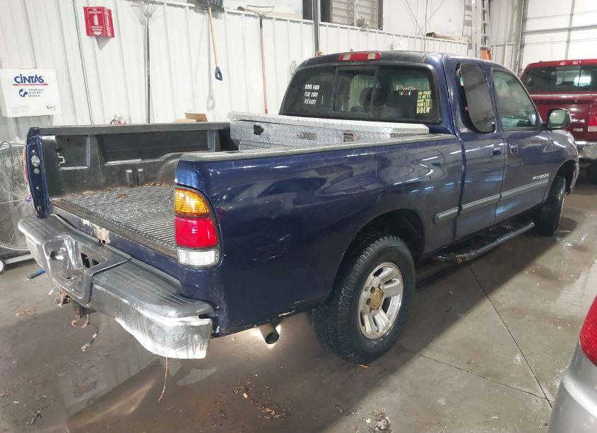 Photo 4 of 2001 Toyota Tundra SR5 V8 (VIN 5TBRT341X1S170313)