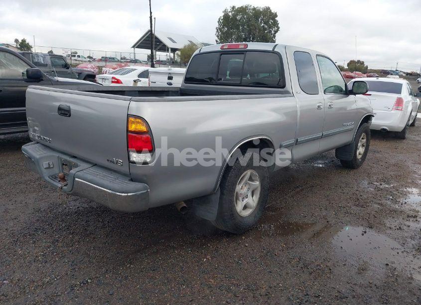 Photo 4 of 2001 Toyota Tundra SR5 V8 (VIN 5TBRT341X1S204718)