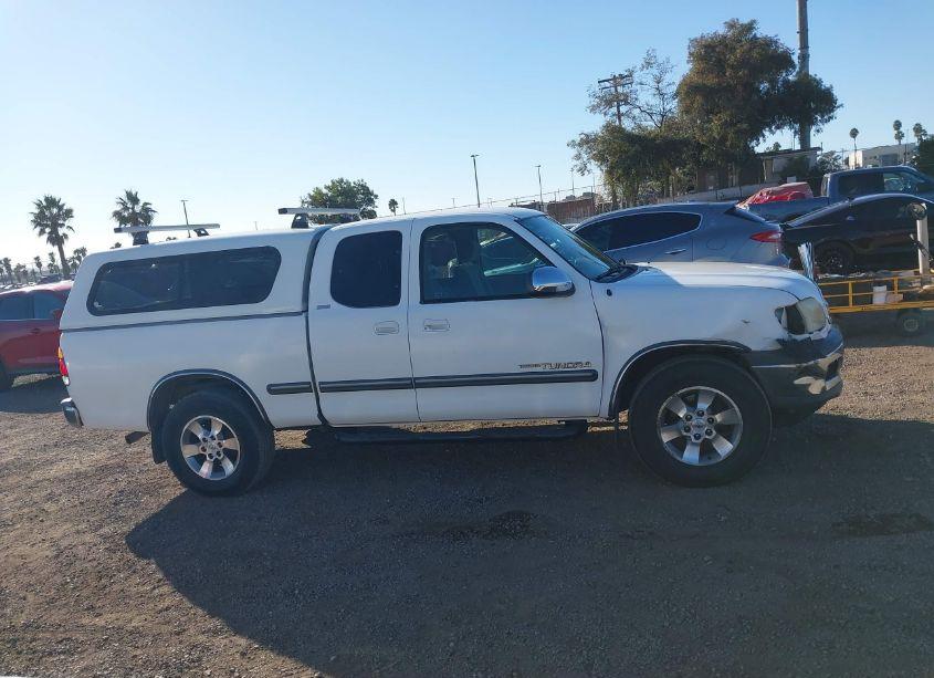 Photo 13 of 2002 Toyota Tundra SR5 V8 (VIN 5TBRT341X2S300026)
