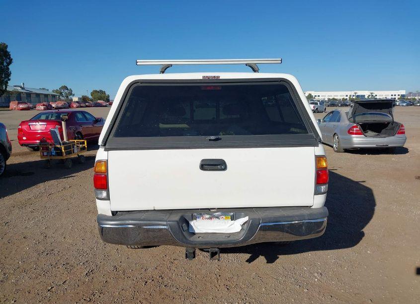 Photo 16 of 2002 Toyota Tundra SR5 V8 (VIN 5TBRT341X2S300026)