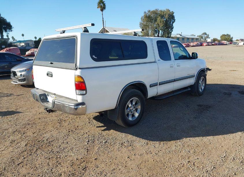 Photo 4 of 2002 Toyota Tundra SR5 V8 (VIN 5TBRT341X2S300026)