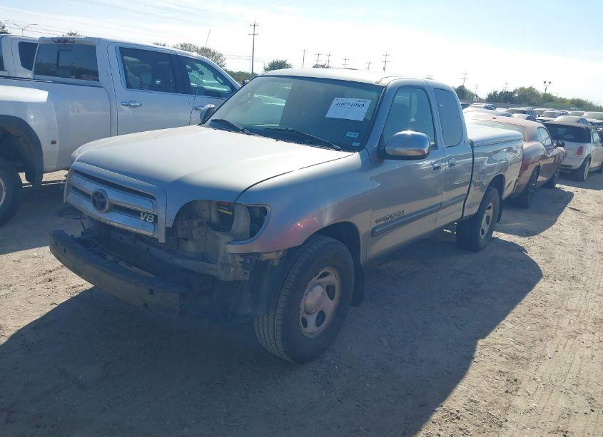 Photo 2 of 2003 Toyota Tundra SR5 V8 (VIN 5TBRT341X3S334548)