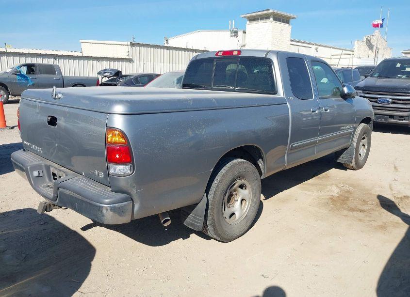Photo 4 of 2003 Toyota Tundra SR5 V8 (VIN 5TBRT341X3S334548)