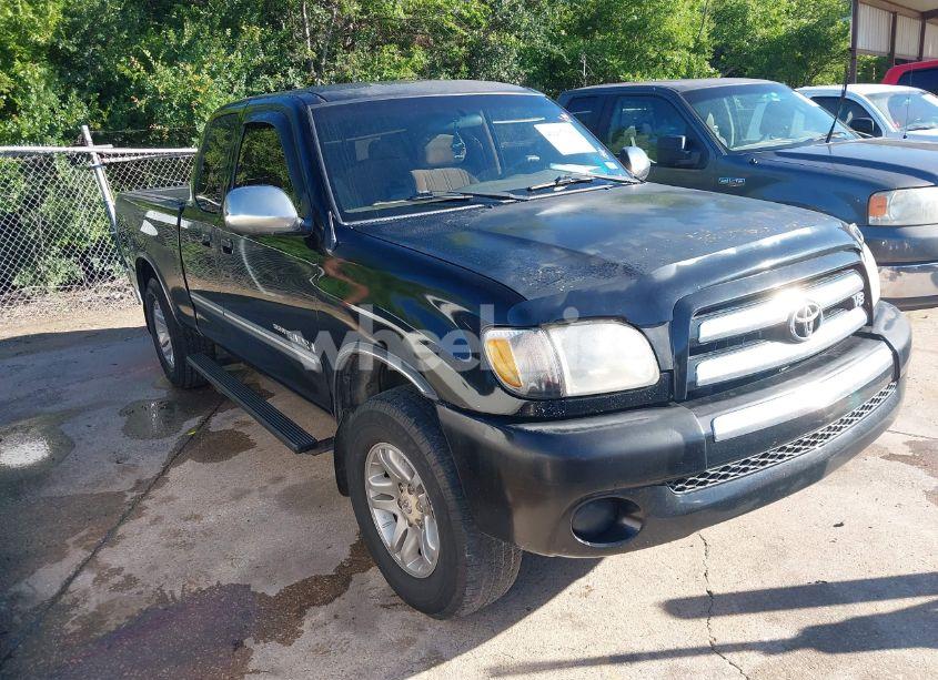 2003 Toyota Tundra SR5 V8 (VIN 5TBRT341X3S372779) main photo