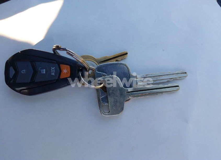 Photo 11 of 2003 Toyota Tundra SR5 V8 (VIN 5TBRT341X3S372779)