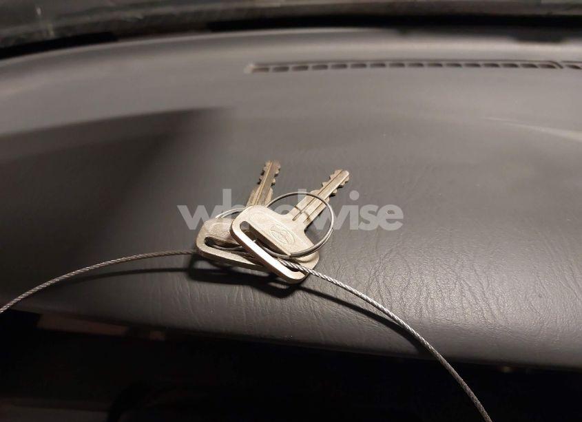 Photo 11 of 2000 Toyota Tundra SR5 V8 (VIN 5TBRT341XYS066351)