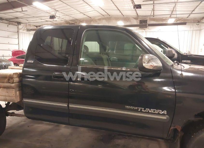 Photo 13 of 2000 Toyota Tundra SR5 V8 (VIN 5TBRT341XYS066351)