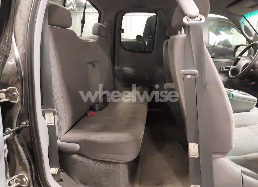 Photo 8 of 2000 Toyota Tundra SR5 V8 (VIN 5TBRT341XYS066351)