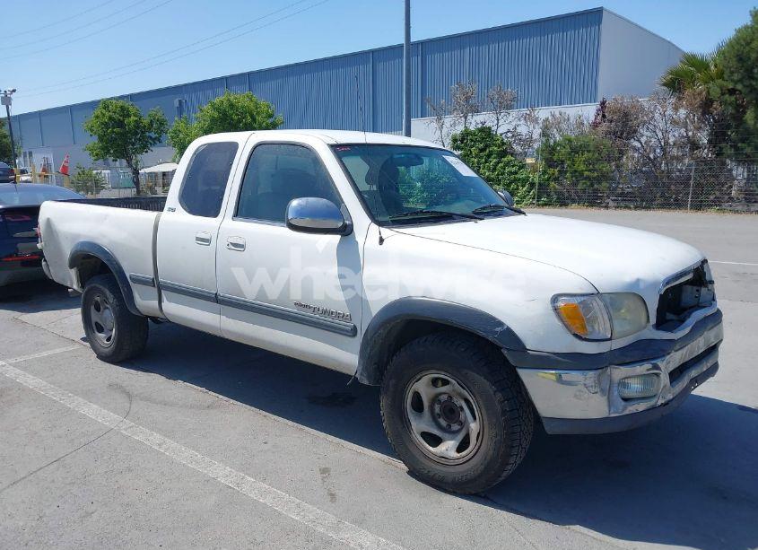 2000 Toyota Tundra SR5 V8 (VIN 5TBRT341XYS089919) main photo