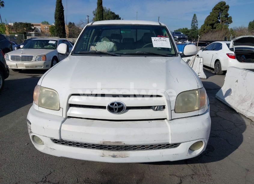 Photo 13 of 2005 Toyota Tundra LTD V8 (VIN 5TBRT38105S456607)