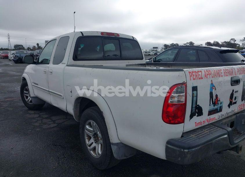 Photo 15 of 2005 Toyota Tundra LTD V8 (VIN 5TBRT38105S456607)