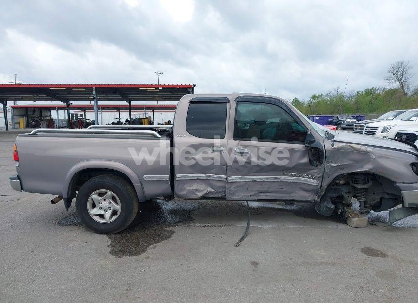 Photo 14 of 2001 Toyota Tundra LTD V8 (VIN 5TBRT38121S185270)