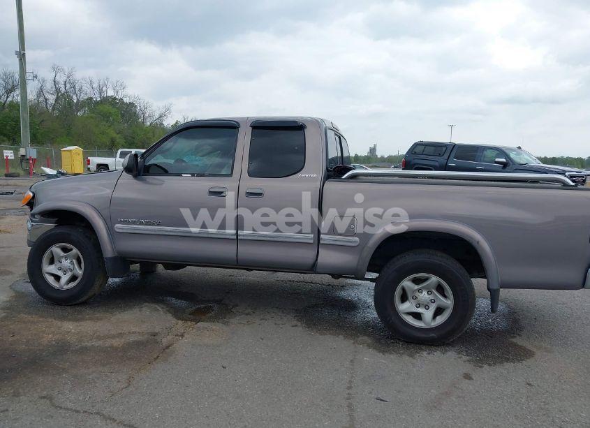 Photo 15 of 2001 Toyota Tundra LTD V8 (VIN 5TBRT38121S185270)