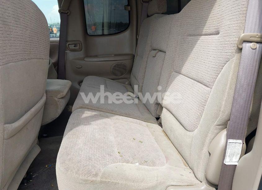 Photo 8 of 2001 Toyota Tundra LTD V8 (VIN 5TBRT38121S185270)