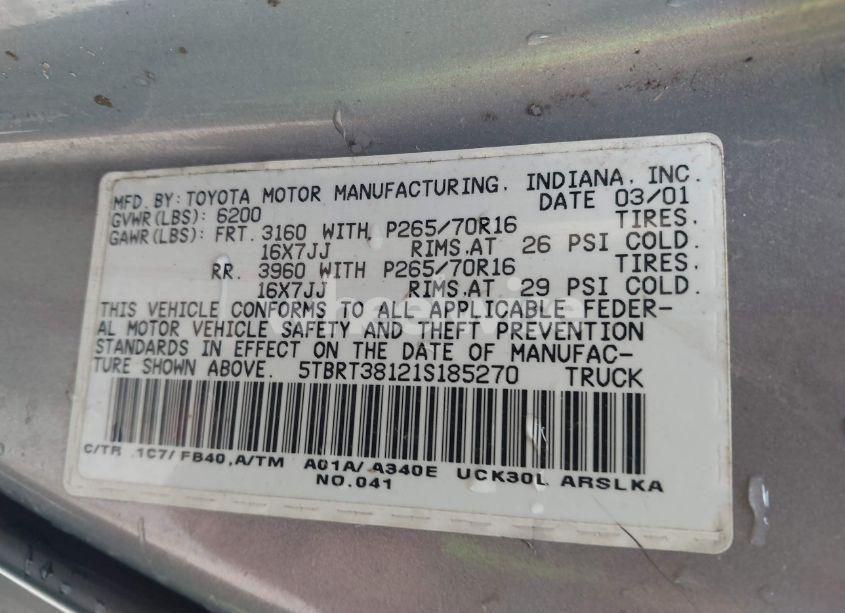 Photo 9 of 2001 Toyota Tundra LTD V8 (VIN 5TBRT38121S185270)