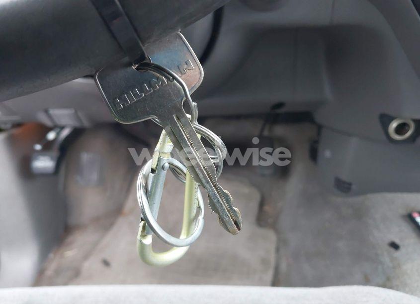 Photo 11 of 2001 Toyota Tundra LTD V8 (VIN 5TBRT38121S210555)