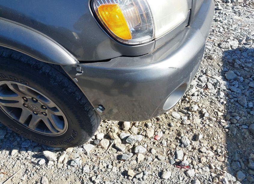 Photo 12 of 2003 Toyota Tundra LIMITED V8 (VIN 5TBRT38133S439216)