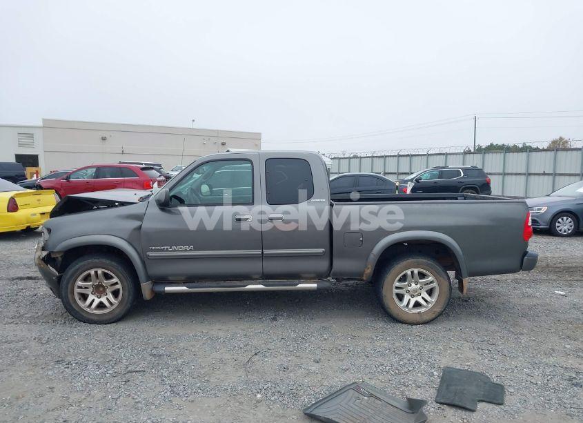Photo 15 of 2005 Toyota Tundra LTD V8 (VIN 5TBRT38135S457430)