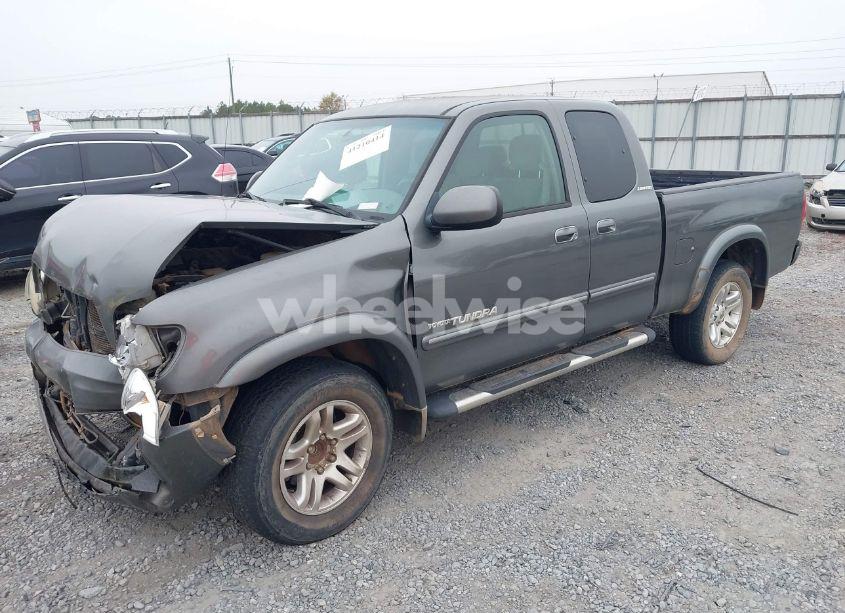 Photo 2 of 2005 Toyota Tundra LTD V8 (VIN 5TBRT38135S457430)
