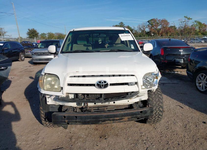 Photo 12 of 2005 Toyota Tundra LTD V8 (VIN 5TBRT38135S471196)