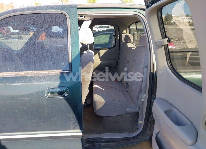 Photo 8 of 2001 Toyota Tundra LTD V8 (VIN 5TBRT38151S135074)