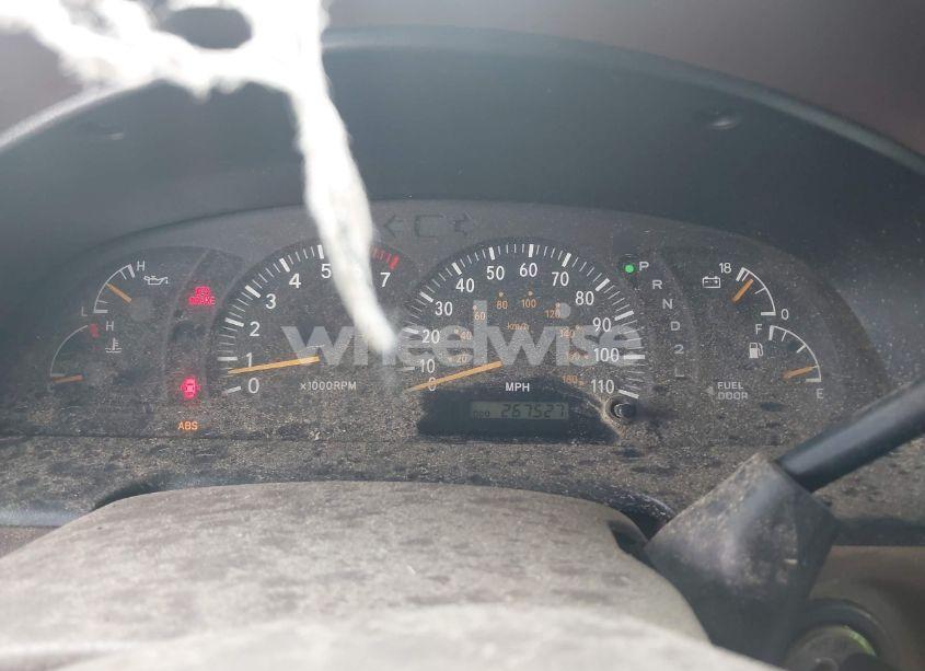 Photo 7 of 2002 Toyota Tundra LTD V8 (VIN 5TBRT38172S234139)