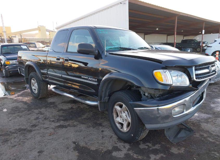 2000 Toyota Tundra LTD V8 (VIN 5TBRT3817YS042163) main photo